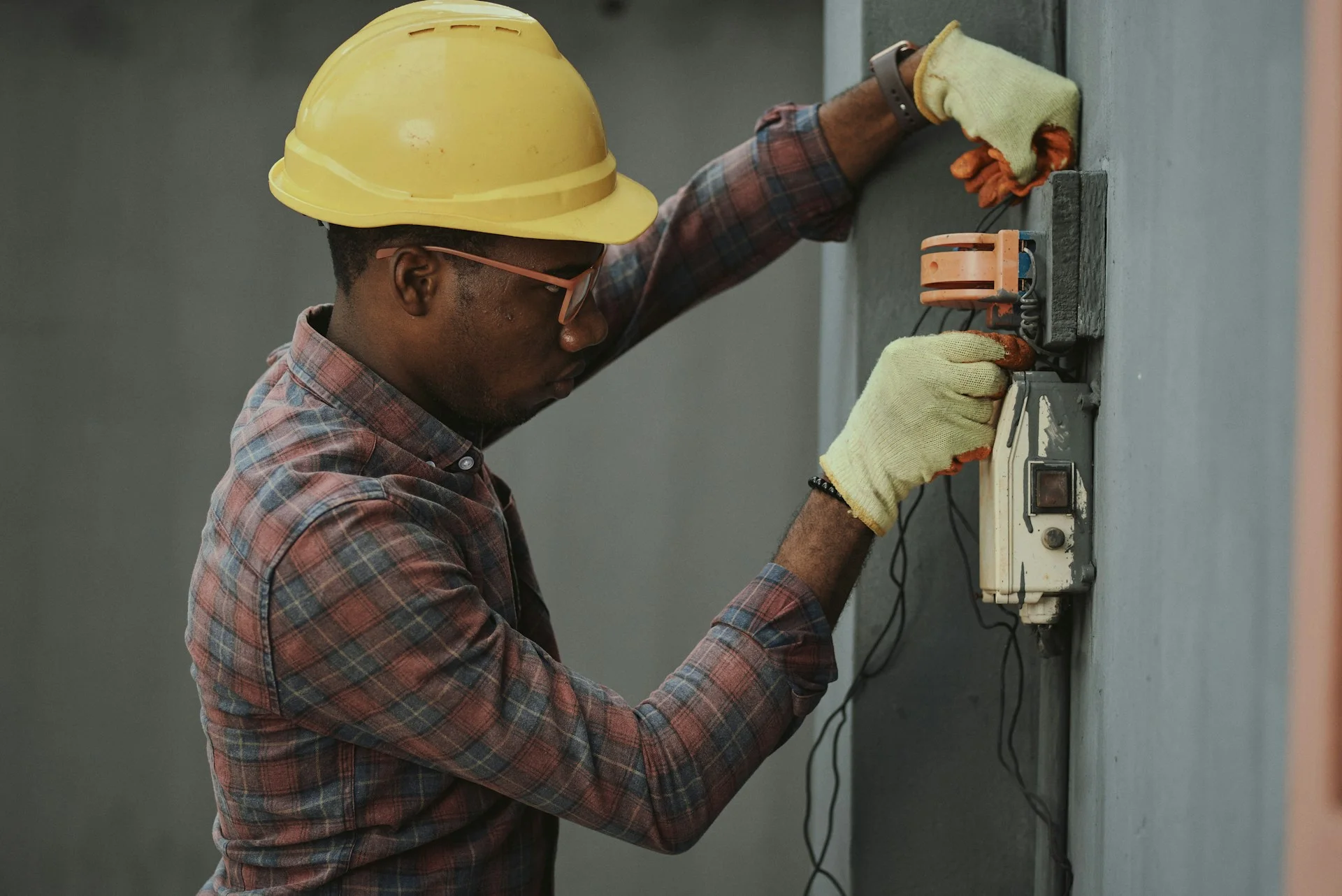 Electrician working while NYX Digital manages new leads